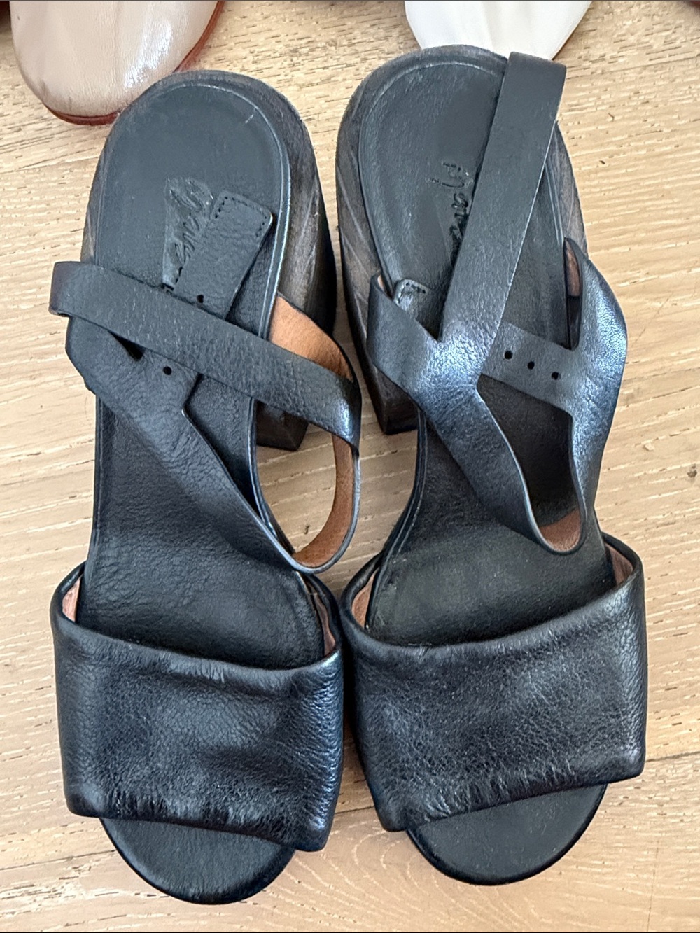 Marsell 37 Black Leather Women's ankle strap Sandals